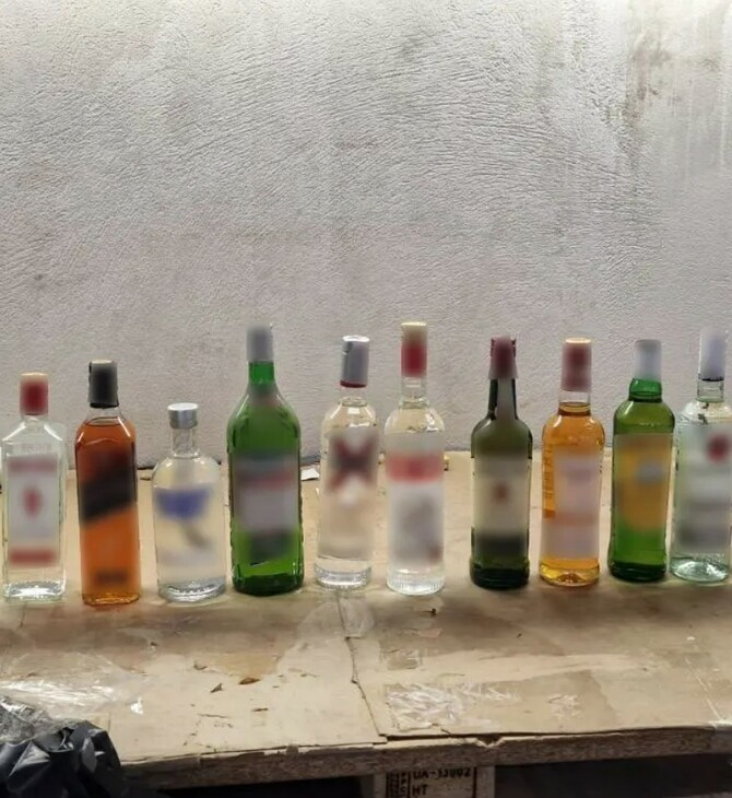 Σπείρα εισήγαγε λαθραία αλκοόλ από τη Βουλγαρία και διακίνησε πάνω από 500.000 φιάλες - Συνελήφθησαν 21 άτομα