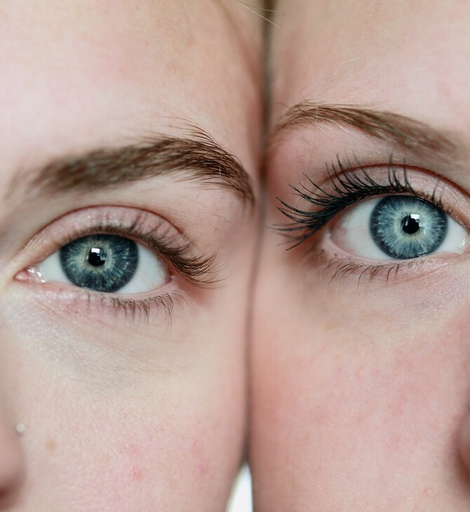 Η οπτική ψευδαίσθηση που κάνει τους άλλους να νομίζουν ότι έχετε μπλε μάτια