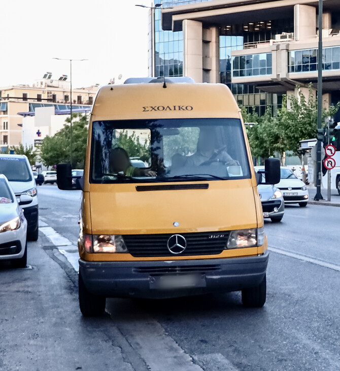 Κίνηση στους δρόμους: Προβλήματα με την επιστροφή των σχολικών 