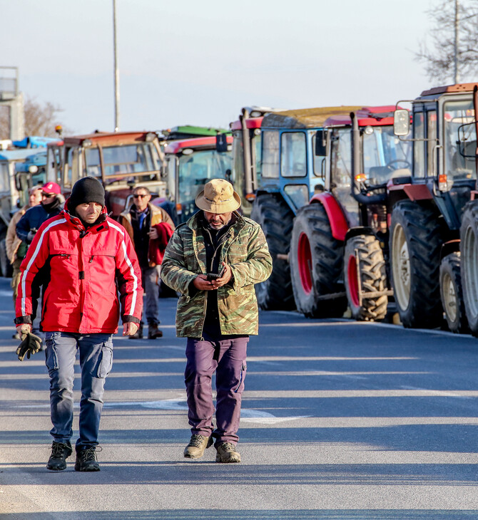 Απαγόρευση κυκλοφορίας οχημάτων στην Καρδίτσα λόγω του μπλόκου των αγροτών