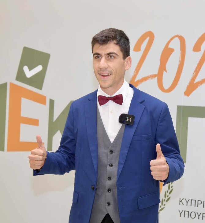 Ποιος είναι ο Φειδίας Παναγιώτου: Το βιογραφικό του Youtuber και Tiktoker που εκλέχθηκε ευρωβουλευτής στην Κύπρο