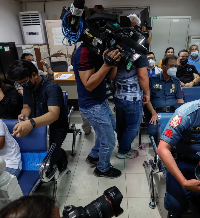 Φιλιππίνες: Καταδικάστηκαν αστυνομικοί για δολοφονία πατέρα και γιου κατά τις επιδρομές Ντουτέρτε