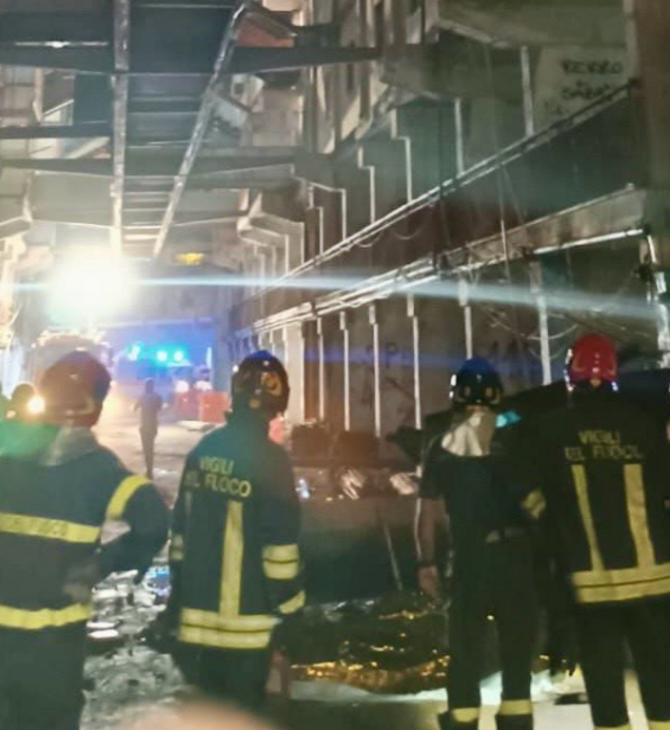 Δύο νεκροί και 13 τραυματίες έπειτα απο κατάρρευση μπαλκονιού στην Νάπολη