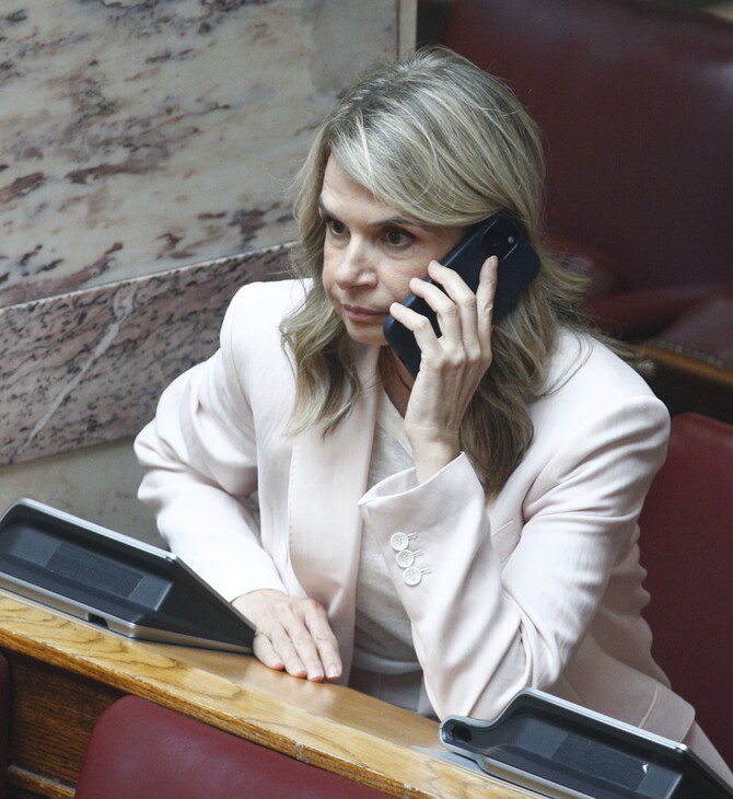 Μιλένα Αποστολάκη: Αποσύρει την υποψηφιότητά της για την προεδρία του ΠΑΣΟΚ