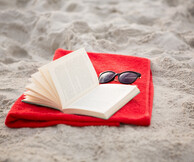 5 βιβλιοφιλικές προτάσεις για το φετινό καλοκαίρι