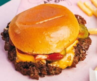 Epos Burgers: Στην Αντίπαρο για αυθεντικό smash burger