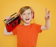 Το Kids Radio 88.6 παρουσιάζει περήφανα και με τρέλα την Kids Radio Banda