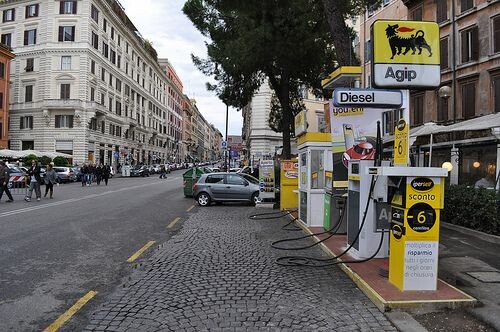 Απεργία των Ιταλών βενζινοπωλών παραλύει την Ιταλία.