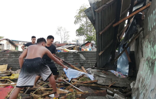 Φιλιππίνες: Αυξάνεται ο αριθμός των νεκρών από τον τυφώνα Φανφόν