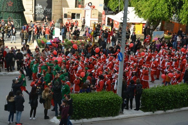 Santa Run - Χανιά: Εκατοντάδες Άγιοι Βασίληδες γέμισαν τους δρόμους