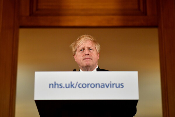 Νέο μήνυμα Τζόνσον: «Αυτή η χώρα έδρασε απολύτως εξαιρετικά στην καθυστέρηση της εξάπλωσης του ιού»