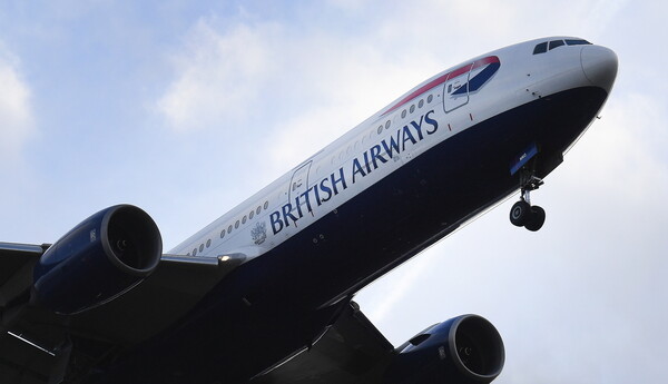 Η «λαβωμένη» British Airways πουλά έργα τέχνης από τη συλλογή της - Προς ενίσχυση της ρευστότητάς της