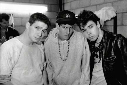 Οι Coldplay διασκευάζουν Beastie Boys (video)