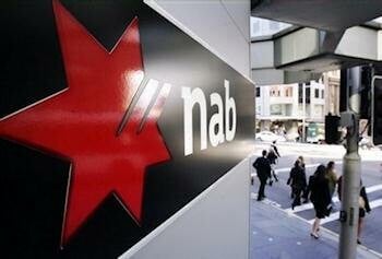 National Australia Bank: Προχώρησε σε παύση συναλλαγών με όλες τις ελληνικές τράπεζες