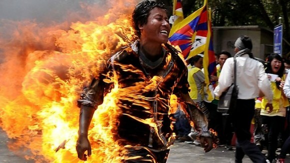 Αυτοπυρπολήθηκαν θιβετιανοί φοιτητές