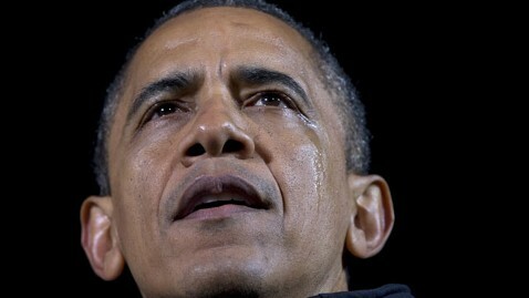 Ο Ομπάμα δάκρυσε στην τελευταία προεκλογική του ομιλία
