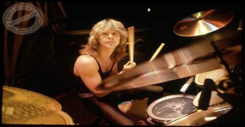 Πέθανε ο πρώην ντράμερ των Iron Maiden Clive Burr