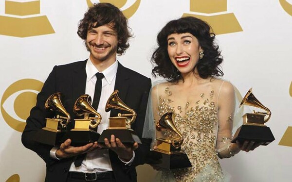 Απονεμήθηκαν τα βραβεία Grammy 2013