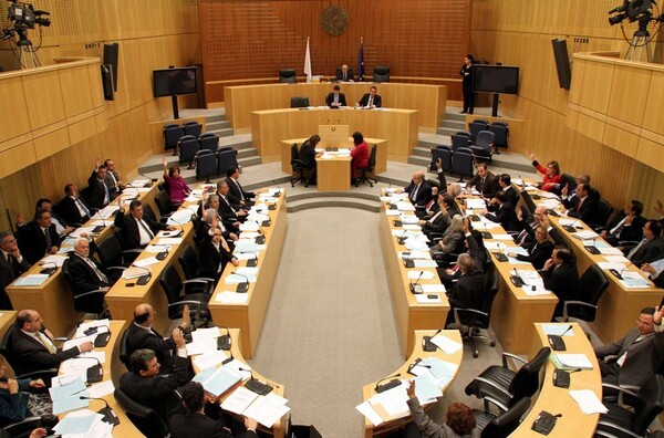 Αναβάλλεται εκ νέου η συνεδρίαση της κυπριακής Βουλής