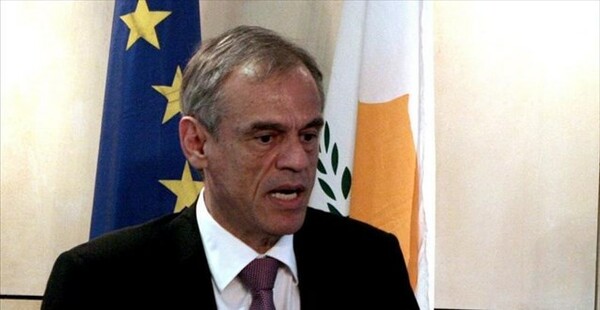 Σαρρής: «Τα δάνεια στην Ελλάδα έστειλαν τη Λαϊκή στον κατήφορο»