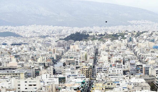 Το 1/3 της αξίας τους έχουν χάσει τα ακίνητα