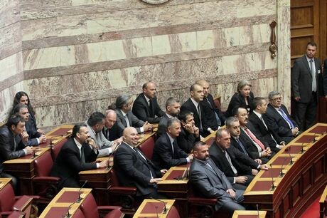 Σε αργία τέθηκε υπάλληλος της Βουλής, πρώην βουλευτής της Χ.Α.