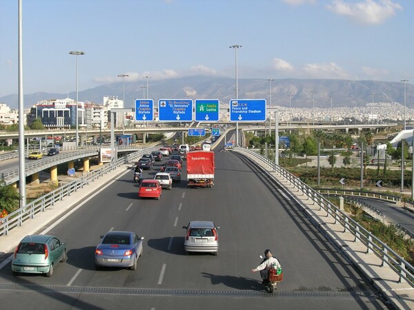 Αλλαγές στην κυκλοφορία της Παραλιακής την Κυριακή