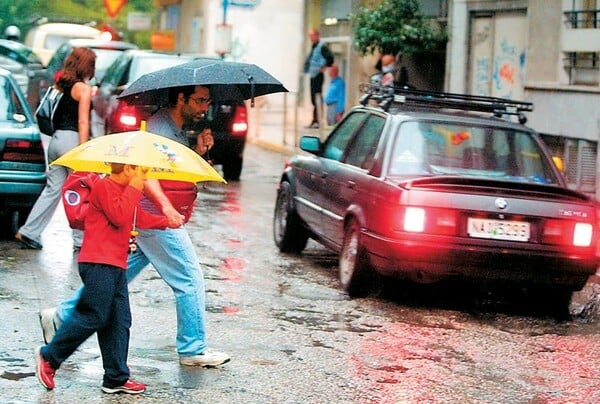 Σαββατοκύριακο με βροχές και καταιγίδες