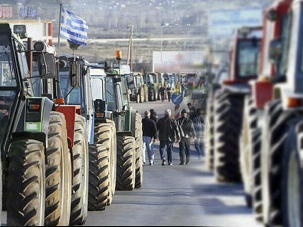 Εντείνουν τις κινητοποιήσεις τους οι αγρότες