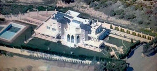 ΠΑΣΟΚ: “Δεν είναι αυτό, το σπίτι του Ευάγγελου Βενιζέλου”