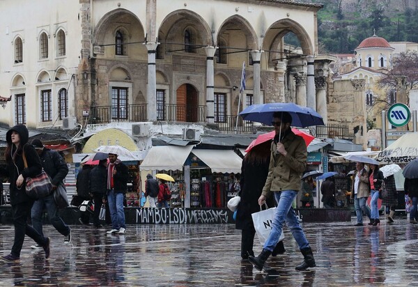 Συνεχίζεται η κακοκαιρία με βροχές, καταιγίδες και χιόνια