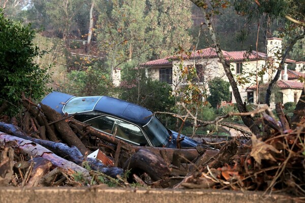 Τουλάχιστον 13 νεκροί από κατολισθήσεις λάσπης στη νότια Καλιφόρνια