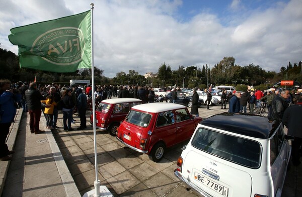 To Καλλιμάρμαρο γέμισε αντίκες - ΦΩΤΟΓΡΑΦΙΕΣ