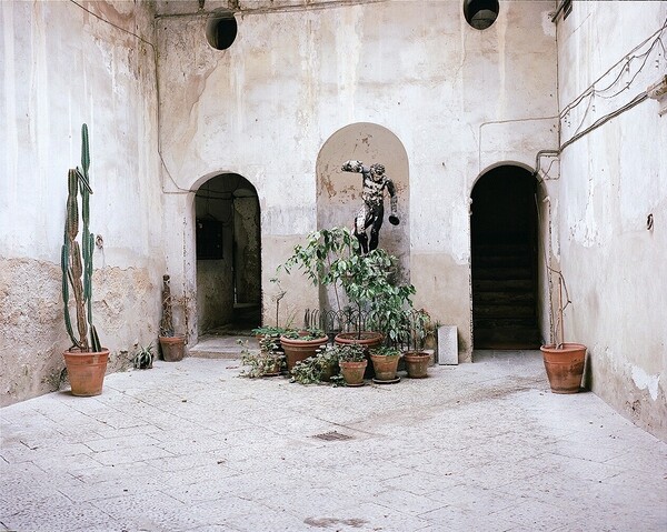 Isolitudine. Από τον Georges Salameh.