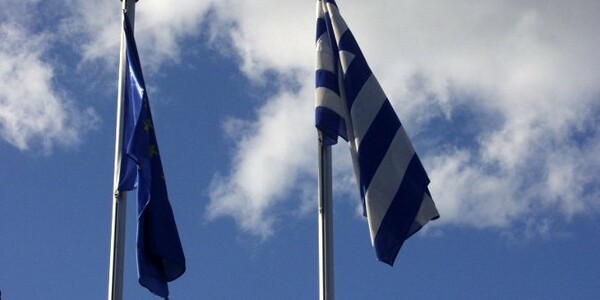 Το 51% των Ελλήνων δεν νιώθουν μέλη της Ε.Ε.