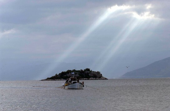 Με άστατο καιρός φεύγει και ο Ιούλιος