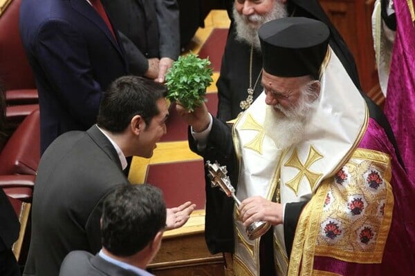 "Πολύ άσχημα ξεκίνησε ο κ. Τσίπρας"-Ορθόδοξα πυρά από την ΝΔ