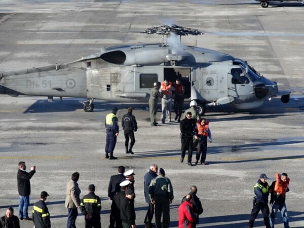 "Έλιωναν τα πάντα, όλη τη νύχτα τα ελικόπτερα επιχειρούσαν”