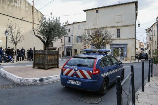 Πυροβολισμοί κατά αστυνομικών στη Μασσαλία