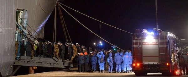 Στο Μπρίντιζι έφτασαν με ιταλικό πολεμικό 118 Έλληνες του «Norman Atlantic»