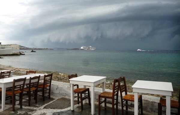 Βροχές, καταιγίδες και μποφόρ από το απόγευμα