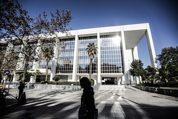 «Αυτοσυγκράτηση στην δημόσια κριτική» ζητούν με παρέμβασή τους o πρόεδρος και η εισαγγελέας του Αρείου Πάγου