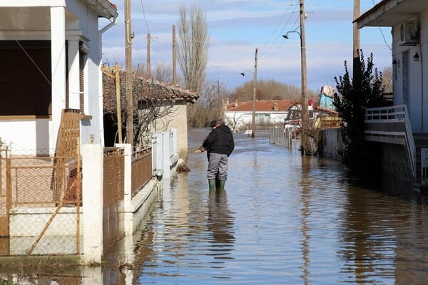 Βοήθεια 9,9 εκατ. ευρώ θα δώσει η Κομισιόν στην Ελλάδα για τις φυσικές καταστροφές