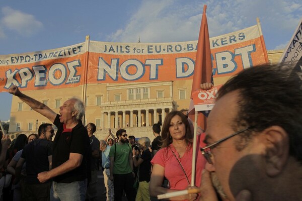 Μεγάλη συγκέντρωση κατά της λιτότητας και υπέρ του 'ΟΧΙ' στο Σύνταγμα