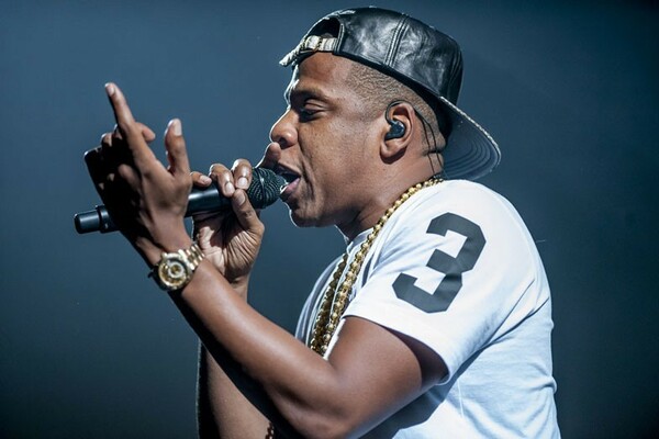 Ο Jay-Z πλήρωσε για να αφεθούν ελεύθεροι πολλοί διαδηλωτές
