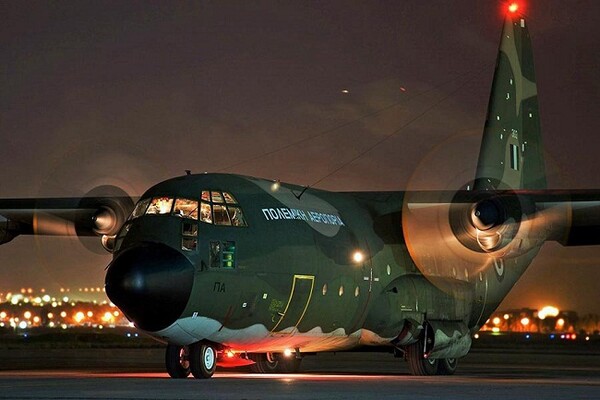 Με C-130 μεταβαίνει στη Ρίγα ο Πρωθυπουργός