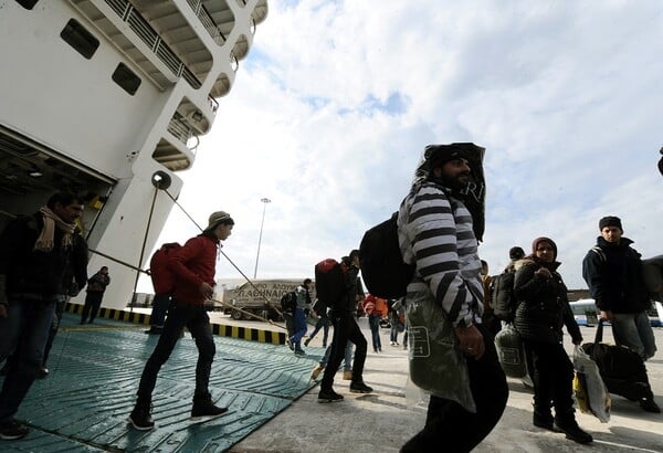 Προσπάθησε να φύγει από τη Λέσβο κρυμμένος μέσα σε βαλίτσα