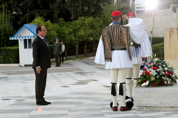 Ολάντ: Η επίσκεψή μου είναι επίσκεψη υποστήριξης και φιλίας