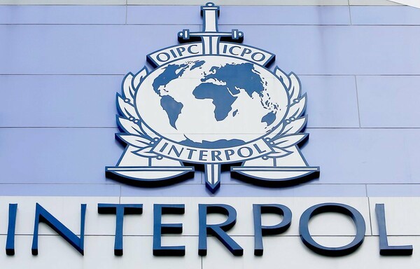 Interpol: Η Ευρώπη να περιμένει και νέες επιθέσεις