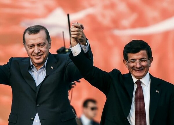 Απόλυτος κυρίαρχος ο Σουλτάνος Ερντογάν στην Τουρκία